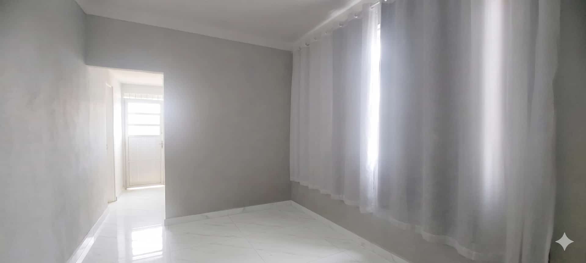 Casa 2 quartos com Vaga